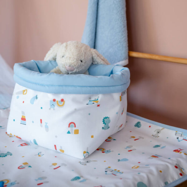 Υφασμάτινο καλάθι αποθήκευσης για την αλλαξιέρα από βαμβάκι Oeko-Tex με Toy Boy print | Karfitsomenosgatos