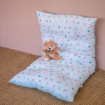 Βαμβακερό μαξιλάρι δαπέδου 2 όψεων με Toys Boy print | Karfitsomenosgatos