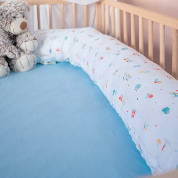 Βαμβακερό μαξιλάρι θηλασμού/εγκυμοσύνης με print Toys Boy | Karfitsomenosgatos