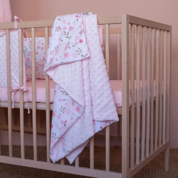 Βρεφική βελουτέ κουβέρτα από βαμβάκι Oeko-Tex με print Pretty Flowers | Karfitsomensogatos