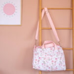 Υφασμάτινο Παιδικό Σακ Βουαγιάζ με Pretty Flowers print | Karfitsomenosgatos