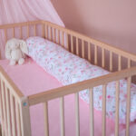 Βαμβακερό μαξιλάρι θηλασμού/εγκυμοσύνης με print Pretty Flowers | Karfitsomenosgatos