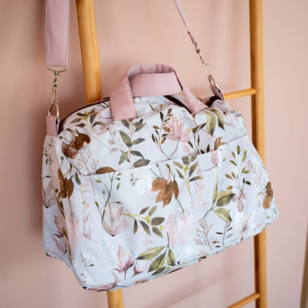 Υφασμάτινο Παιδικό Σακ Βουαγιάζ με Peonies print | Karfitsomenosgatos