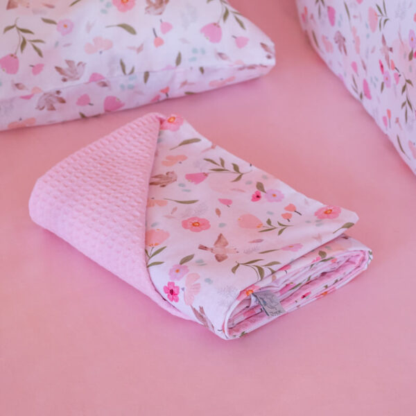 Βρεφική πικέ κουβέρτα με print Pretty Flowers | Karfitsomenosgatos