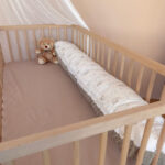 Βαμβακερό μαξιλάρι θηλασμού/εγκυμοσύνης με print To The Moon | Karfitsomenosgatos