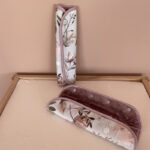 Βαμβακερά προστατευτικά ζώνης ασφαλείας 2 όψεων με print Peonies