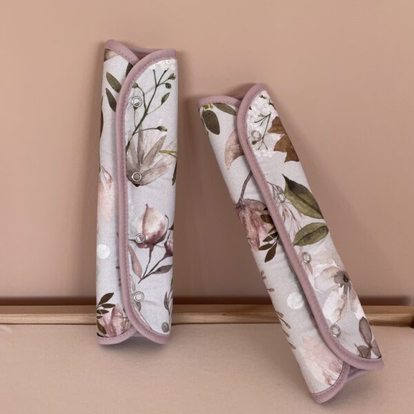 Βαμβακερά προστατευτικά ζώνης ασφαλείας 2 όψεων με print Peonies