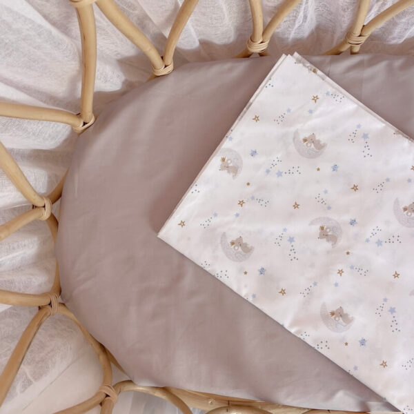 Σετ σεντόνια λίκνου 2 τεμαχίων από βαμβάκι Oeko-Tex με To The Moon print | Karfitsomenosgatos