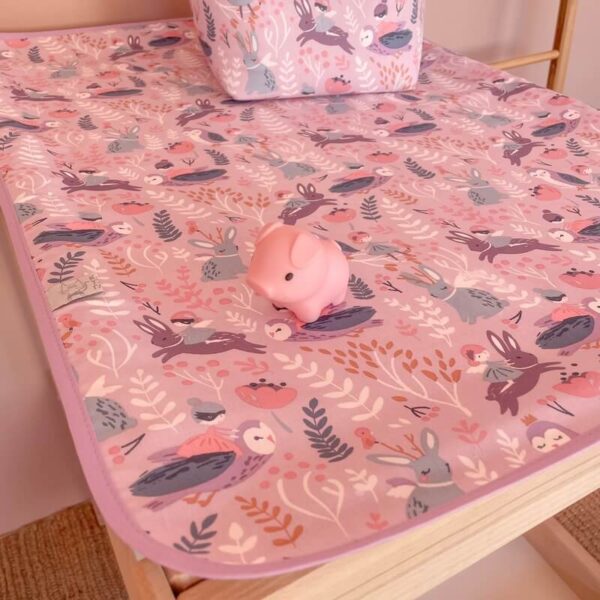 Αδιάβροχο κάλυμμα αλλαγής πάνας από βαμβάκι Oeko-Tex με Owl Forest print | Karfitsomenosgatos