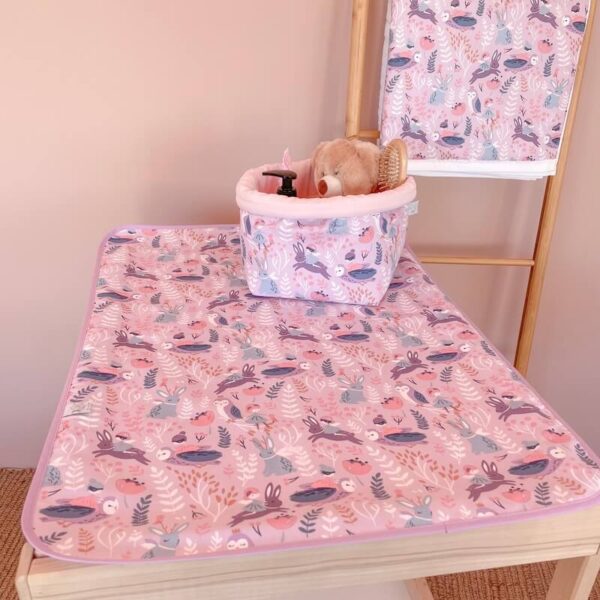 Αδιάβροχο κάλυμμα αλλαγής πάνας από βαμβάκι Oeko-Tex με Owl Forest print | Karfitsomenosgatos