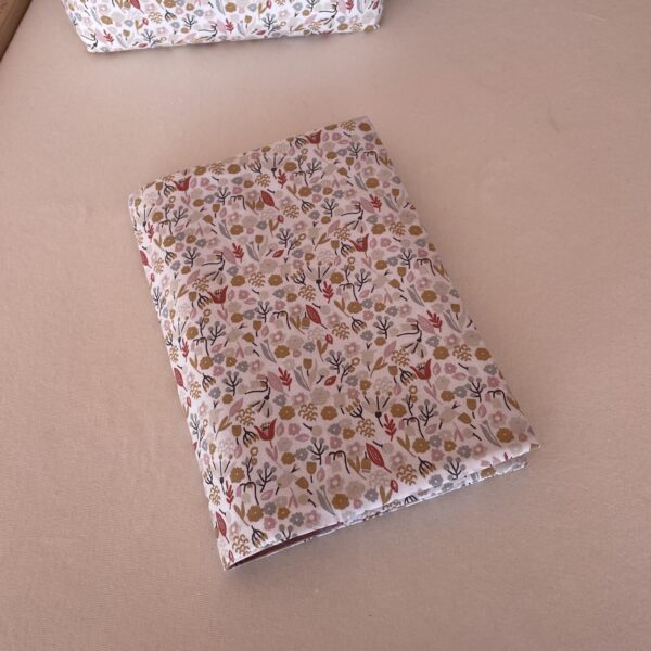 Υφασμάτινη θήκη βιβλιαρίου υγείας από βαμβάκι Oeko-Tex με Spring print