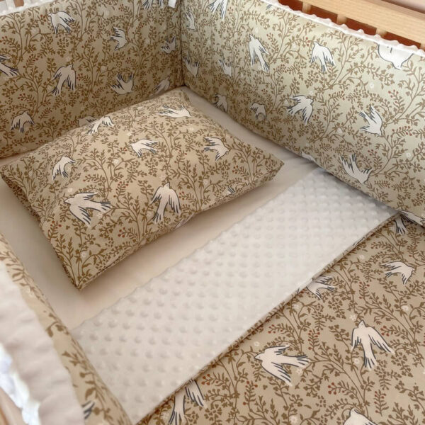 Βρεφική βελουτέ κουβέρτα από βαμβάκι Oeko-Tex με print Swallow | Karfitsomenosgatos