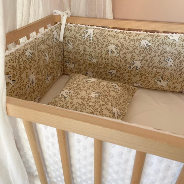 Βαμβακερή προστατευτική πάντα κούνιας με print Swallow | Karfitsomenosgatos