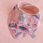 Βρεφική σαλιάρα από βαμβάκι Oeko-Tex με Owl Forest print | Karfitsomenosgatos